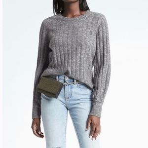 Banana Republic ribbed crew neck sweater heather gray